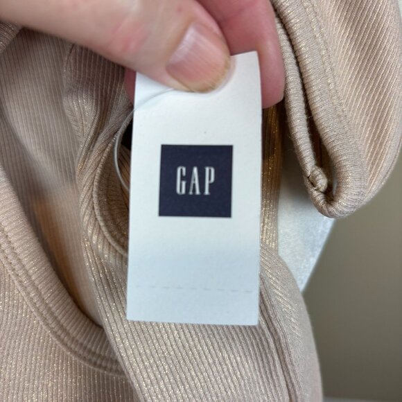 Gap favorite tank top, size Medium, sparkly, summer, beach, vacation, NWT - Picture 7 of 10